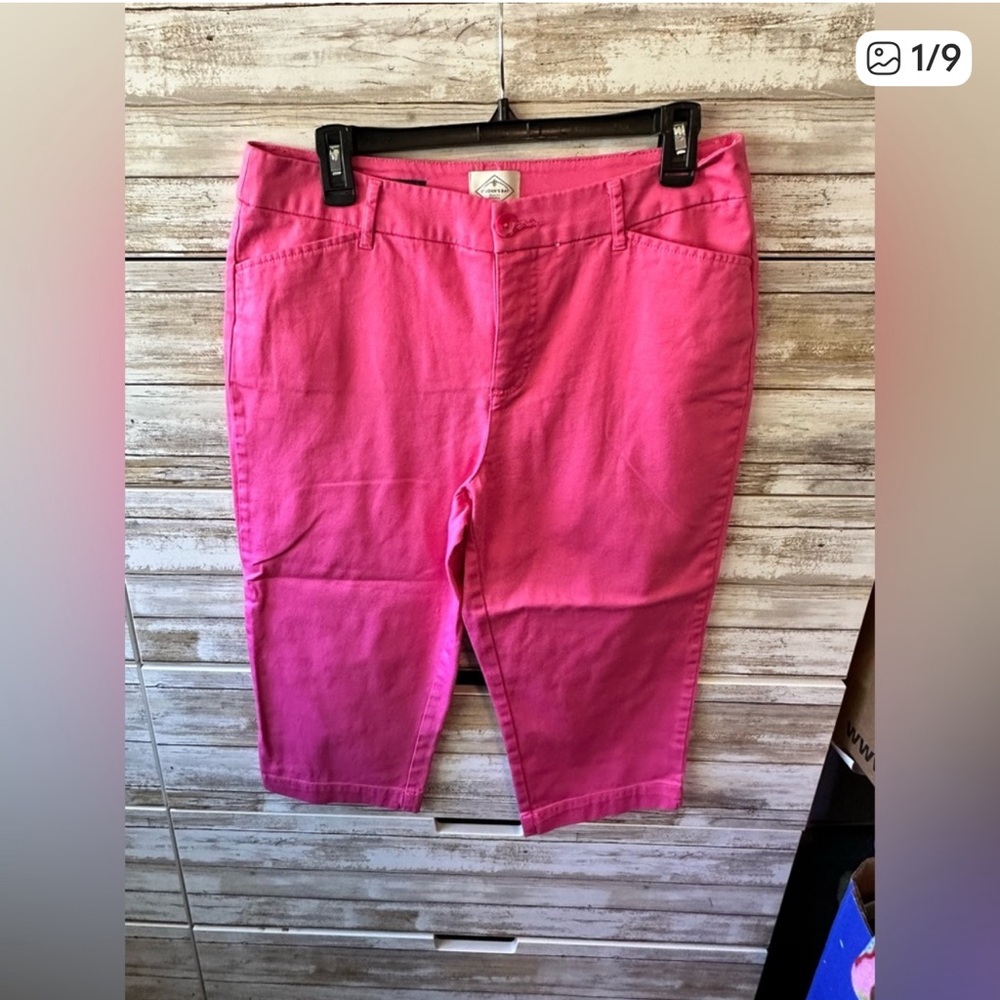 💗 St. John’s Bay Pink Capri Pants Size 12 Stretch Cotton Cropped
